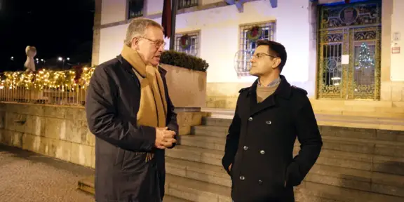 A Terra Que Me Fez - António José Seguro