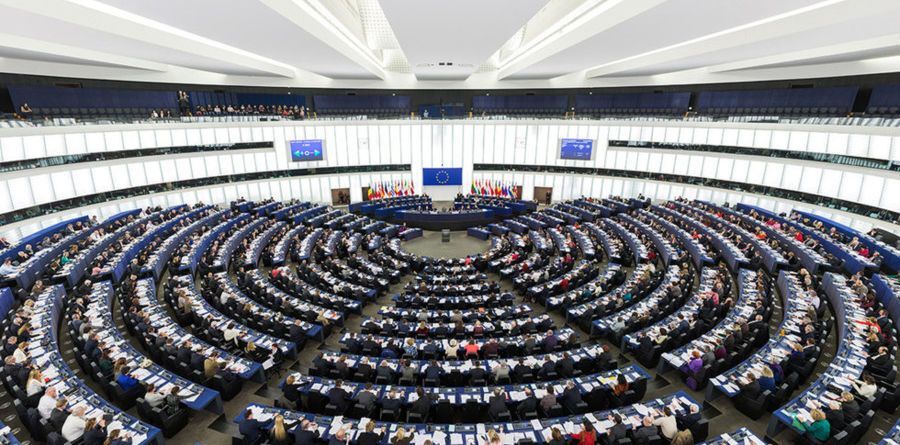 A votação no Parlamento Europeu teve 405 votos