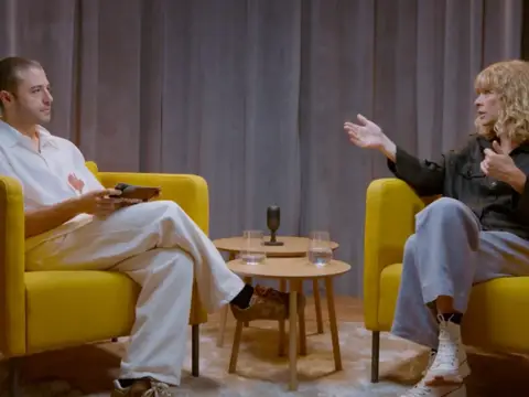 Rui Maria Pêgo Conversa Com Rita Loureiro