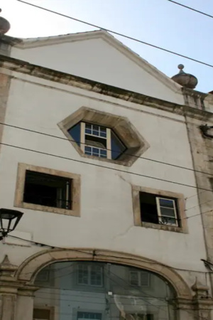Fachada do Colégio do século XVI da Rua da Sofia em Coimbra