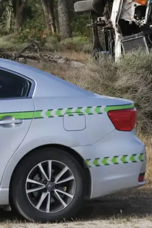 Imagem ilustra o carro da GNR em operação stop