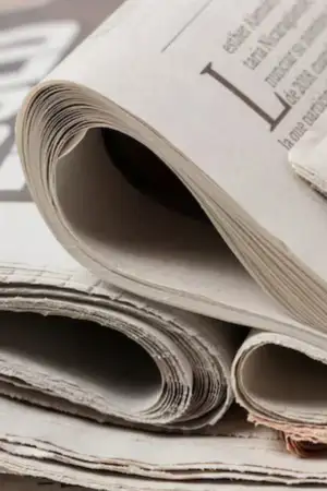 Jornais empilhados