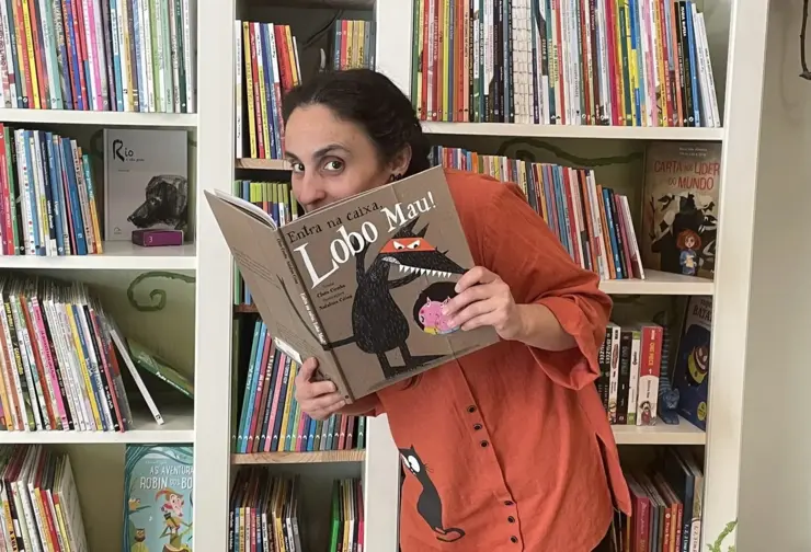 Começou com uma história e nunca mais parou: a livreira que cria leitores há 20 anos