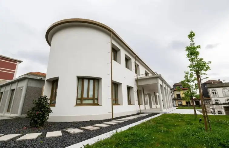 Edifício do Antigo Abrigo dos Pequeninos, no Porto