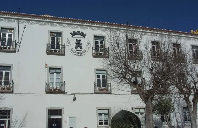 Câmara Municipal de Moura, uma das analisadas no estudo