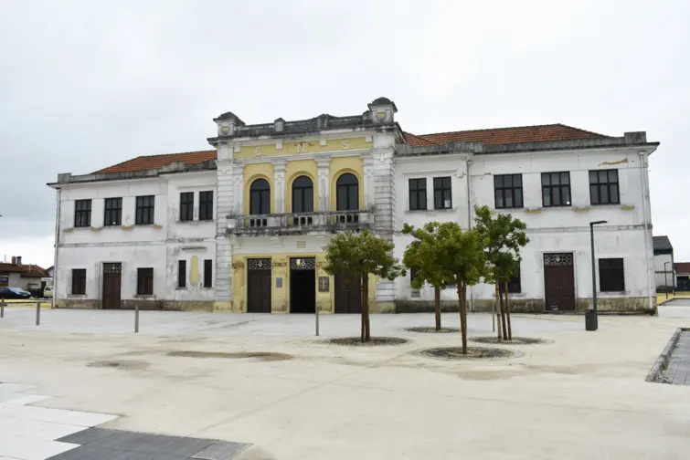 Imagem do edifício do Cineteatro da Murtosa 