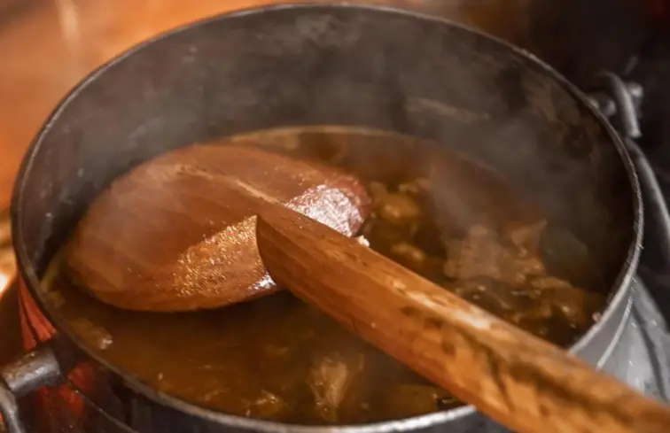 Chanfana em panela de ferro