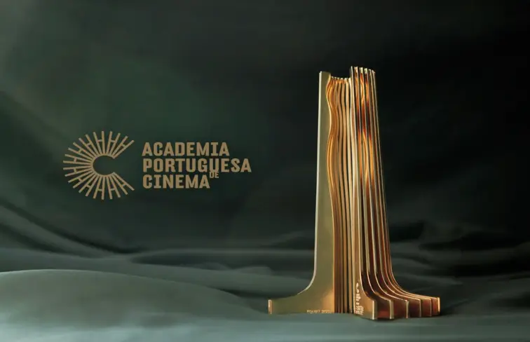 Imagem ilustra o palco da entrega de prémios da Academia Portuguesa de Cinema 