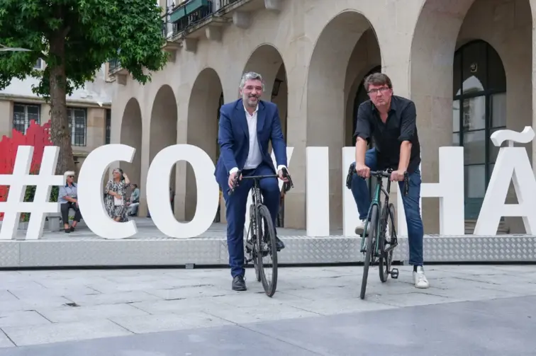 Hélio Fazendeiro e Olivier Bonamici na apresentação do festival