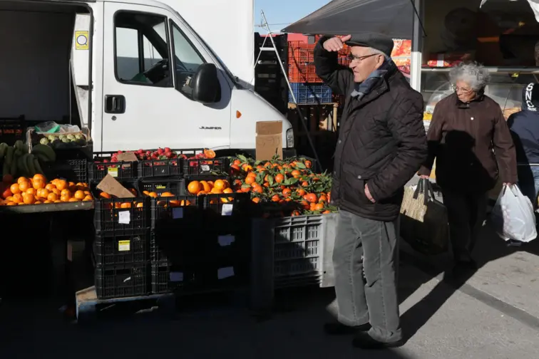 compra bens essenciais