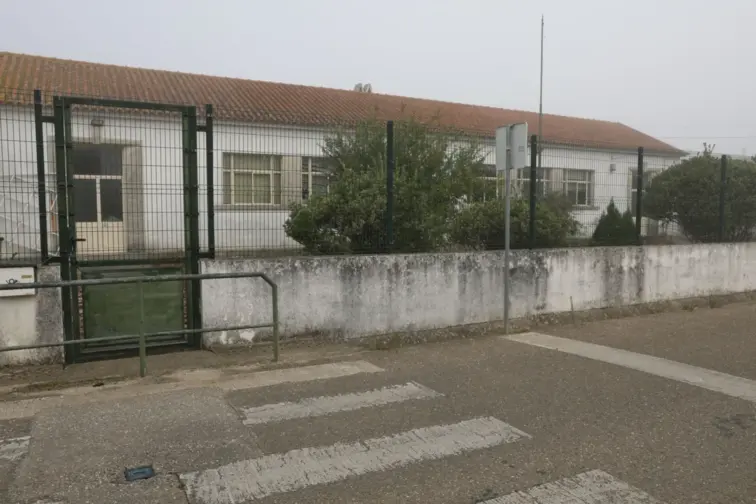 Antiga escola primária de Póvoa da Lomba | Imagem