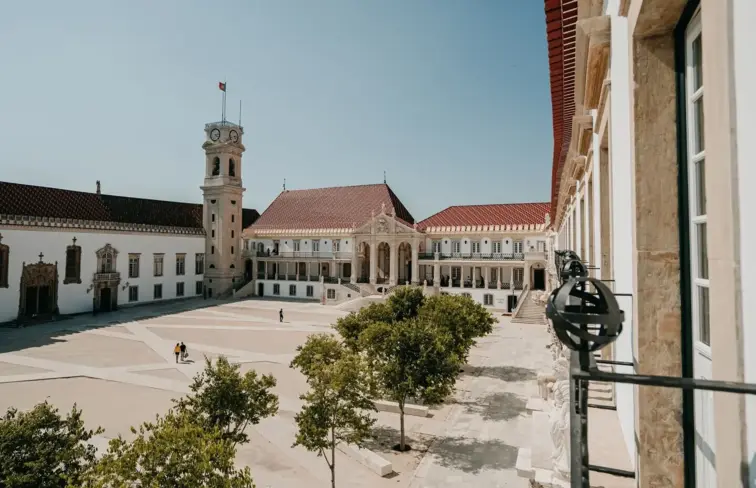 Vista do campus da Universidade de Coimbra.