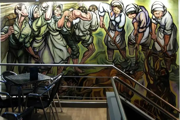 Painel de azulejos de Vasco Berardo no antigo café Mandarim, Coimbra.