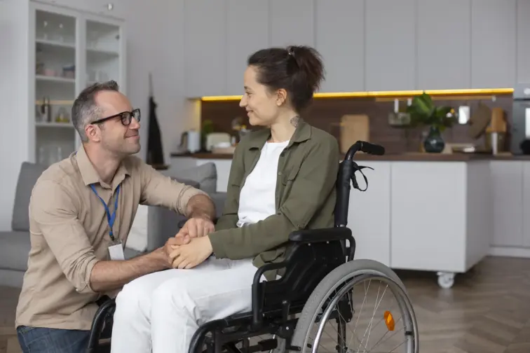 pessoa em cadeira de rodas