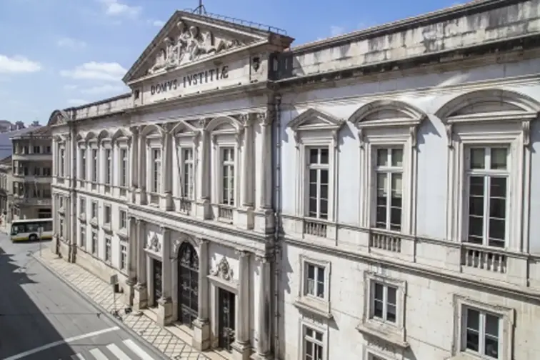 Imagem aérea do Palácio da Justiça de Coimbra