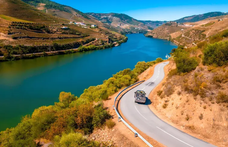 Vista aérea da Estrada Nacional 222