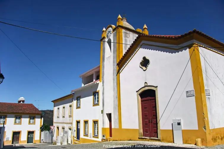 Imagem da igreja de Vila de Rei
