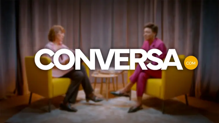 São conversas, num tom próximo, com quem pensa, vive e transforma a sociedade portuguesa