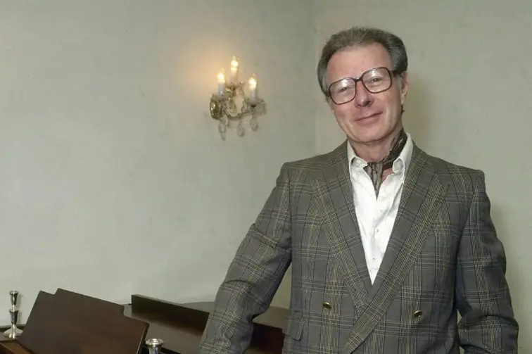 Na imagem, Álvaro Cassuto, maestro português que faleceu aos 87 anos esta segunda-feira.