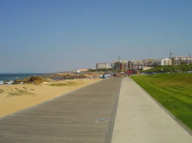 Praia das Pedras Amarelas