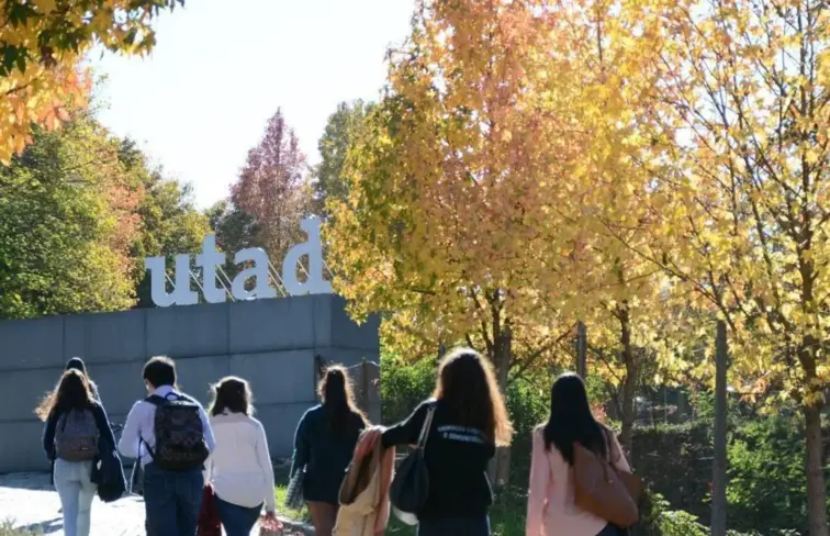 Fachada principal da UTAD