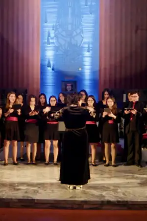 Canta Lá - Coro da Escola Artística do Instituto Gregoriano de Lisboa "Jingle Bells"