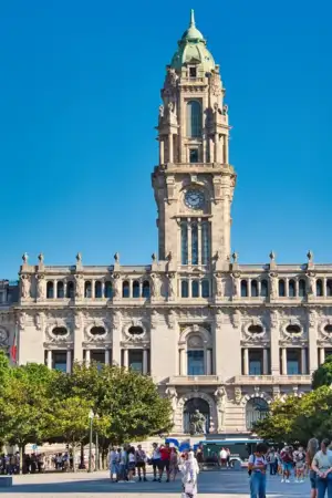 Metro do Porto com serviço ininterrupto até às 6h00 na Passagem de Ano 