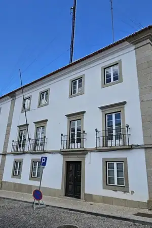 Câmara de Montemor-o-Novo quer investir este ano 1,3ME na reparação de estradas