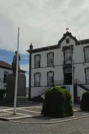 Vila Franca do Campo abre concurso para 30 habitações em arrendamento apoiado