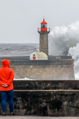Nova semana, nova depressão: Bram deixa o Continente e a Madeira em aviso laranja 