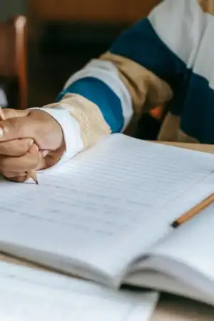 Maioria das escolas teve falta de professores no 1º período