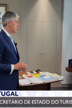 Secretário de Estado diz que "Portugal não tem turistas a mais": "É um mito"