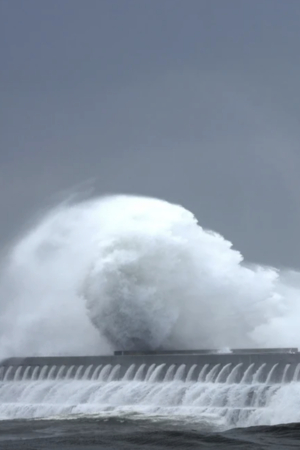 Mau tempo intensifica-se e pinta Norte do país de alertas laranjas