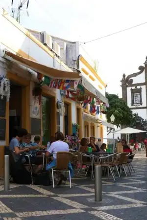 Ponta Delgada e Câmara do Comércio reforçam estratégia para valorizar centro histórico