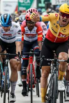 Volta ao Algarve em bicicleta apresenta percurso renovado e 'pontos quentes'