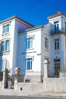 O edifício do Centro Cultural Penedo da Saudade.