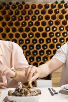 São jovens e influenciadores de tascas: “A tasca é um dos sítios mais democráticos que temos"