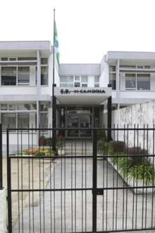 Entrada principal Escola Básica de Caminha