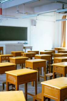 Escolas têm profissionais a dar aulas sem formação em ensino