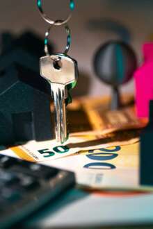 Comprar casa ficou mais barato em 15 concelhos