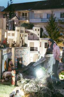 O "maior presépio natural do país" recorda os incêndios do último verão no Sabugal