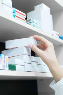 Semana de quatro dias pode ajudar a resolver "problema crítico da retenção de talento no interior”. O exemplo de uma farmácia de Ferreira do Zêzere 