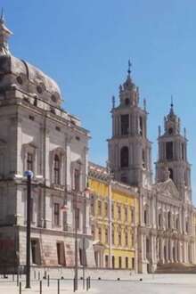 Vista lateral do Palácio Nacional de Mafra