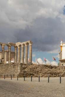 Templo de Diana, Évora