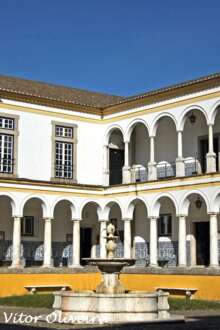Universidade de Évora