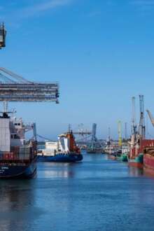 Embarcações de mercadorias no Porto de Leixões