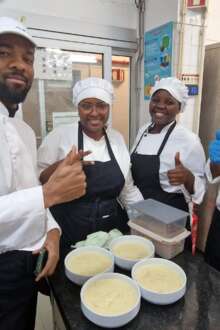 Escola de Hotelaria e Turismo de Coimbra celebra o Natal com sabores tradicionais de 9 países
