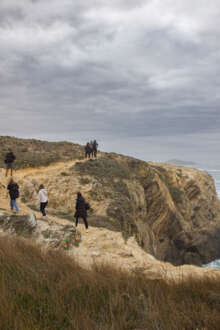 É na época baixa que se conhece a verdadeira essência de Porto Covo
