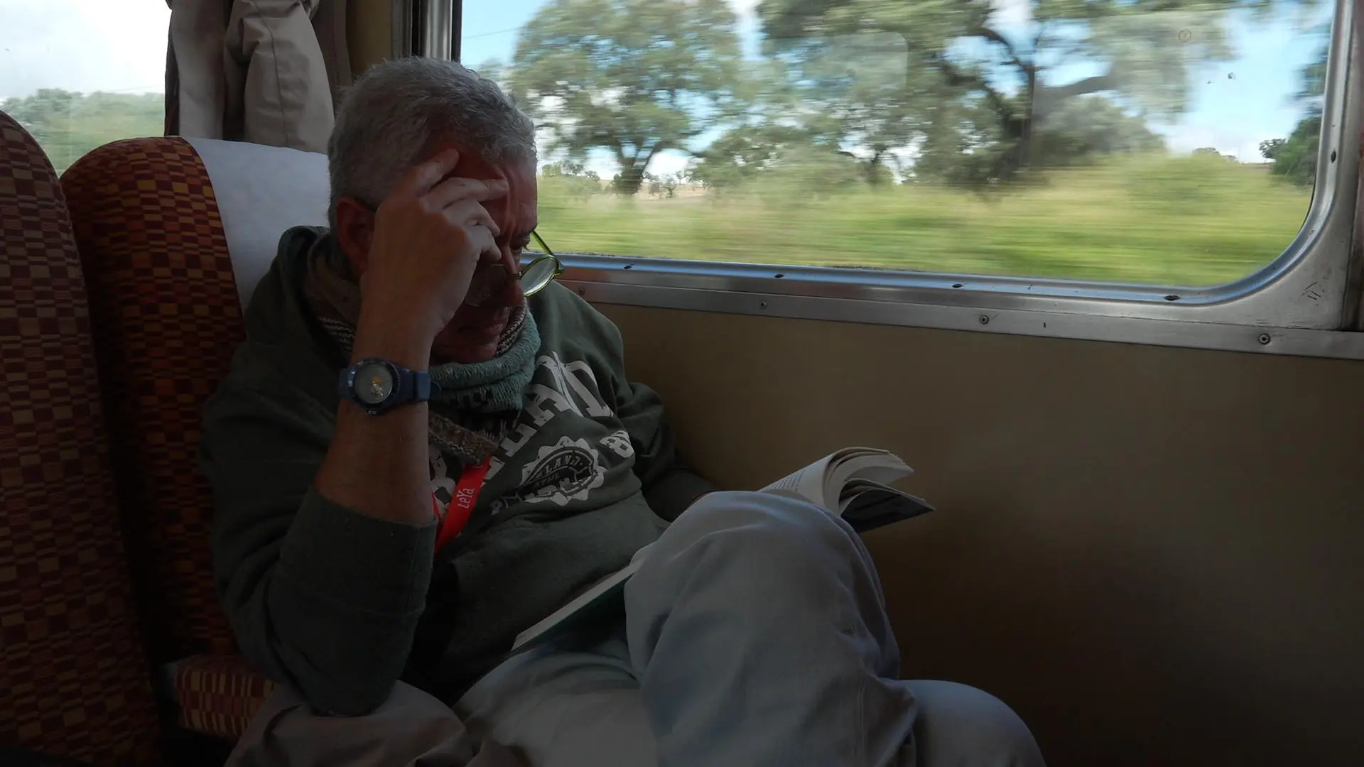 Viagem serviu para colocar a leitura em dia e inspirar os escritores para novas histórias.